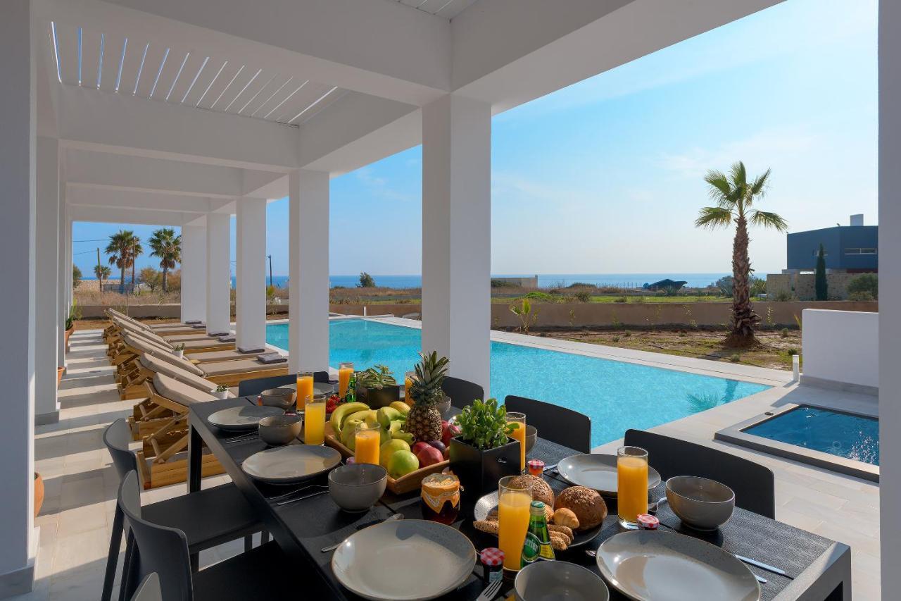 Seawater Villa Лакания Экстерьер фото