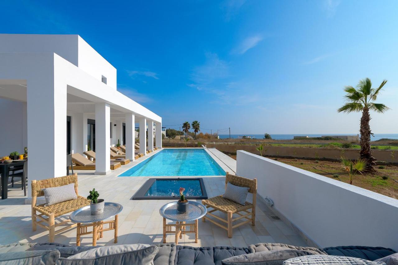 Seawater Villa Лакания Экстерьер фото